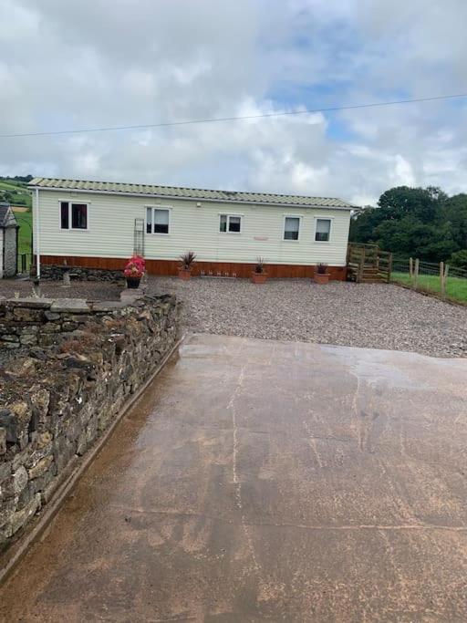 Farm Caravan On Working Farm * Dacre (Cumbria)